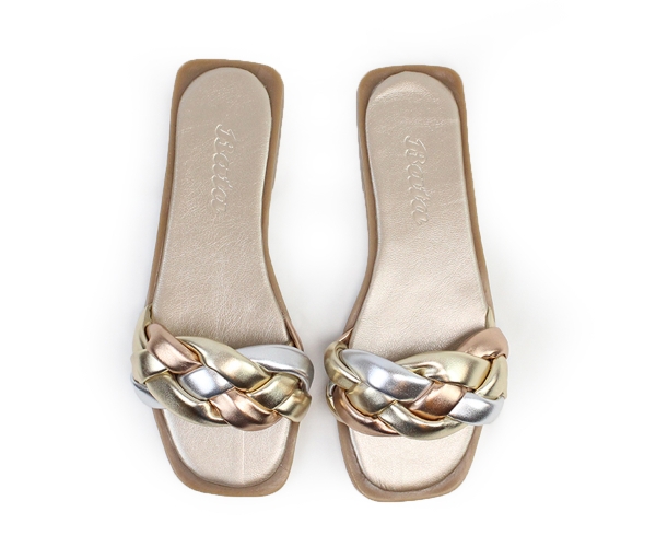Sandals & Slides - Shop womens shoes online | Bata Lebanon